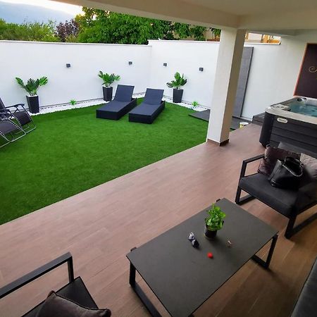 Istocno Sarajevo Apartment Екстериор снимка